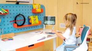 Enhancing Learning: The Benefits of Adjustable Study Desks for Children